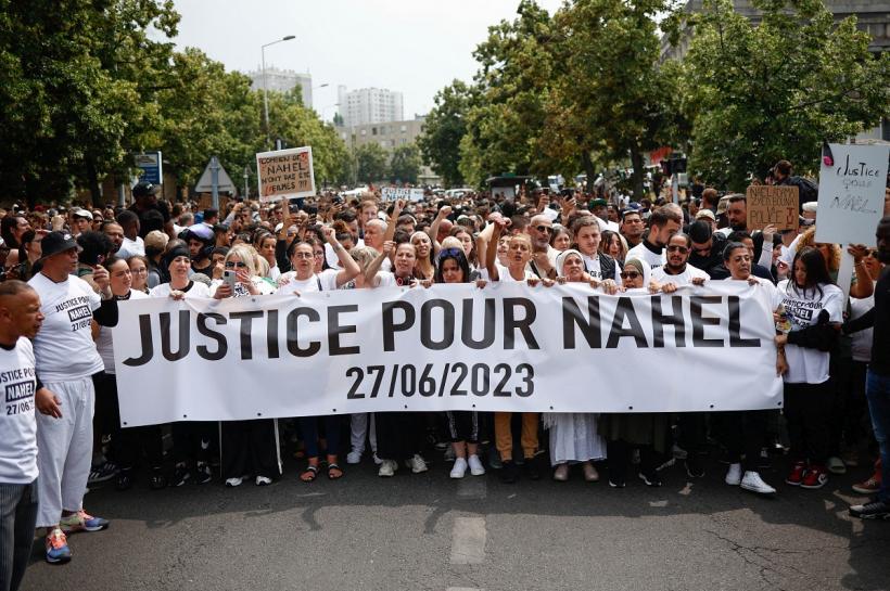 Sute de persoane, arestate în revoltele din Franța 18847707