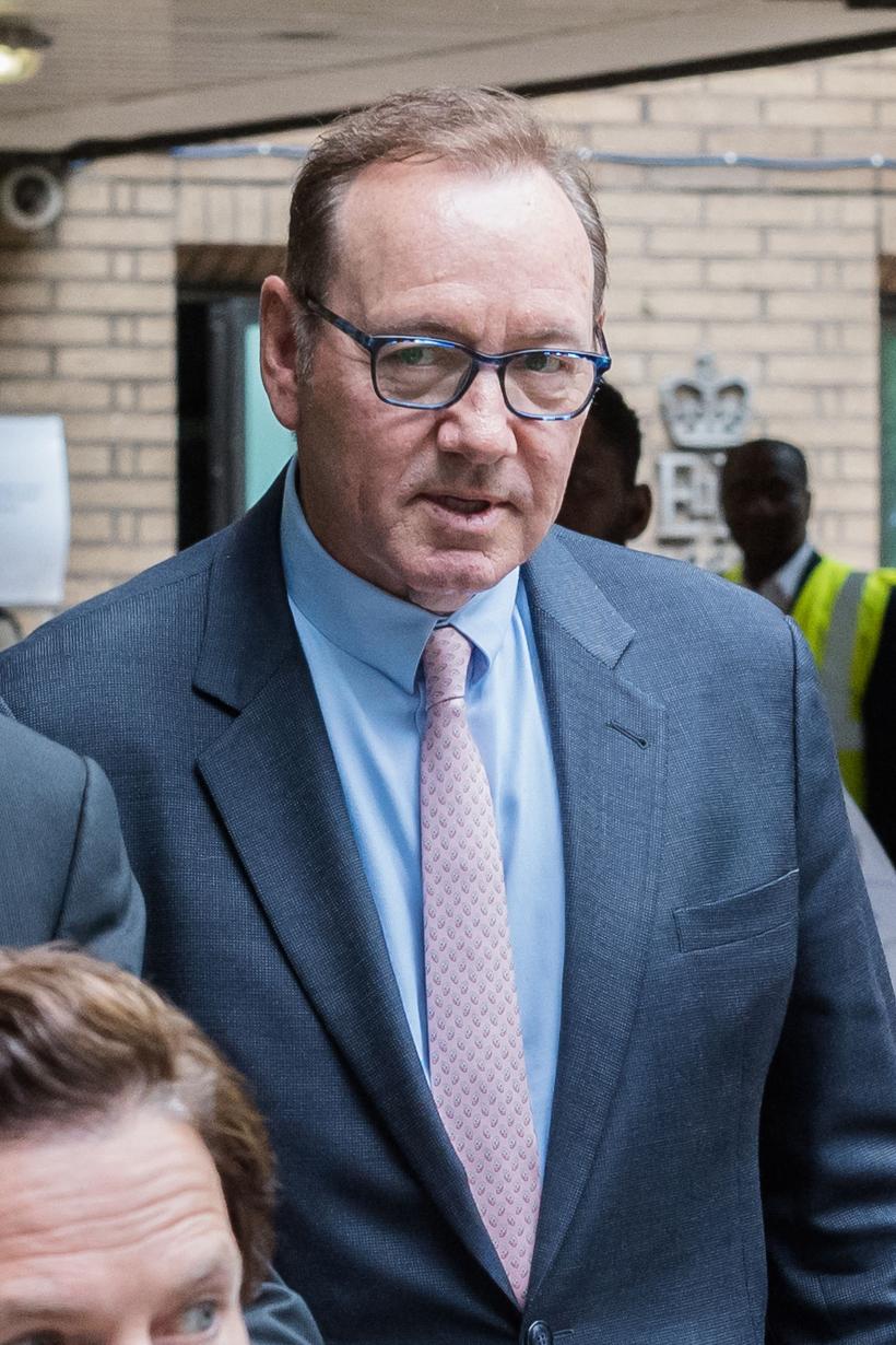 Celebrul actor Kevin Spacey, acuzat că este un „prădător” sexual 18848284