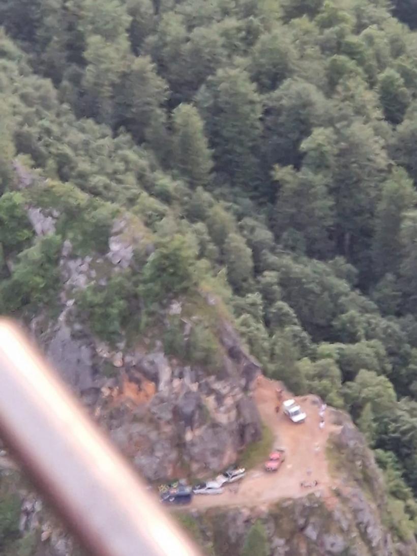 Alertă Salvamont: Peste 110 mașini și 200 de persoane ar fi blocate pe drumul spre Herculane 18848440