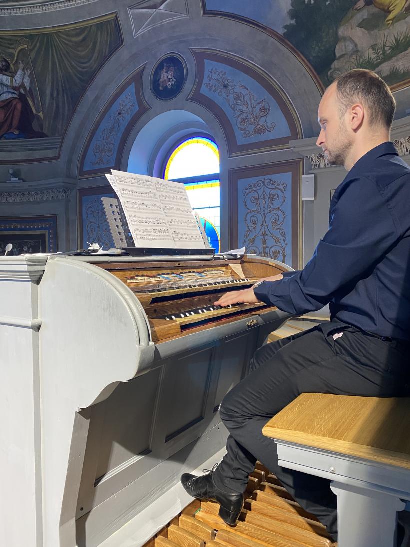 Organistul Eduard Antal ajunge pe 6 iulie la Catedrala Sf. Iosif din Bucureşti cu  ediţia a V-a a Turneului Naţional Orgile României 18848465
