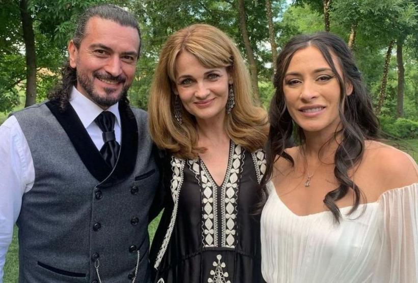 Cătălina Ponor a îmbrăcat rochia de mireasă! Campioana a ajuns într-o caleaşcă la nunta de poveste cu Bogdan Jianu 18849179