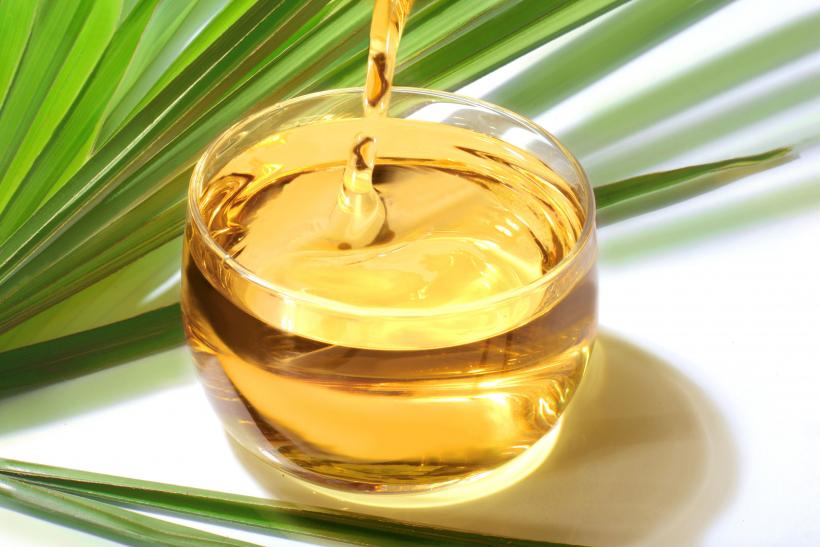 Uleiul de palmier, un real pericol pentru sănătate. Este cel mai consumat ulei de pe planetă. Mesajul medicilor 