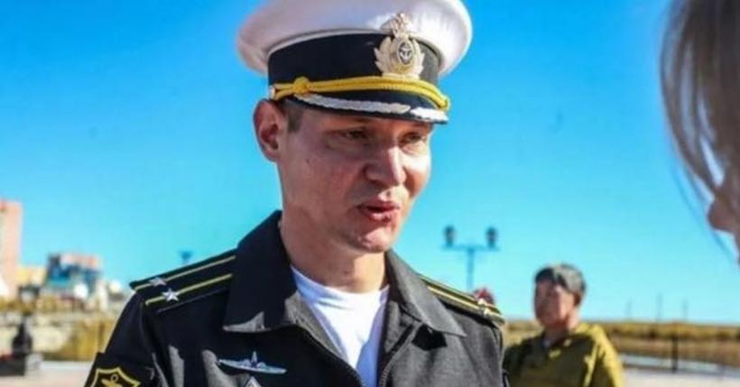Comandantul unui submarin rusesc a fost executat când făcea jogging în parc,în Rusia