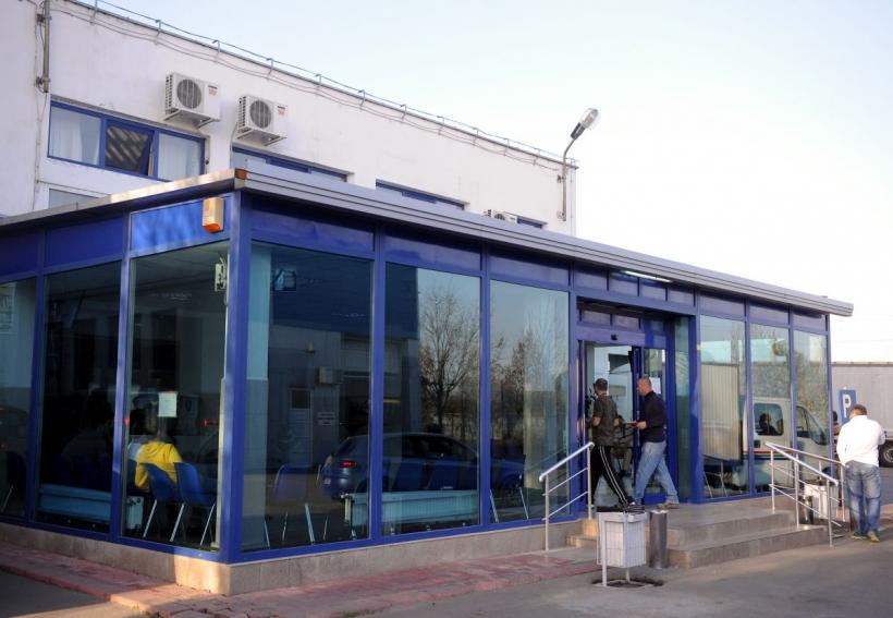 Falsul director de la RAR era omul samsarilor de mașini 18849313