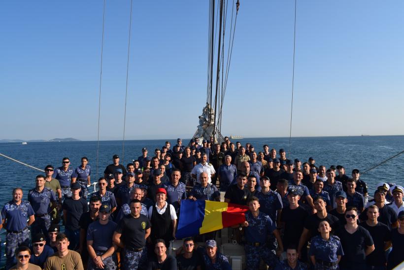 Nava-școală Mircea va acosta în portul Izmir: Aproape 70 de studenți români și străini se află la bordul velierului Ambasador 18849359