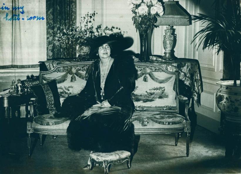 Maria, regina (amer)indienilor Sioux 18849282