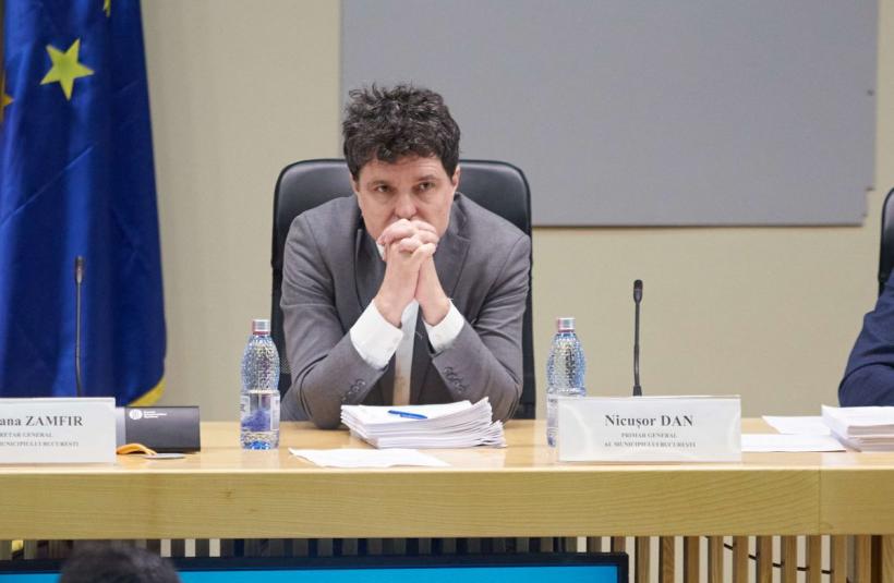 „Reveniți după ora 13”, suntem ocupați de DNA. Bomba de sub scaunul lui Nicușor Dan a explodat 18849489