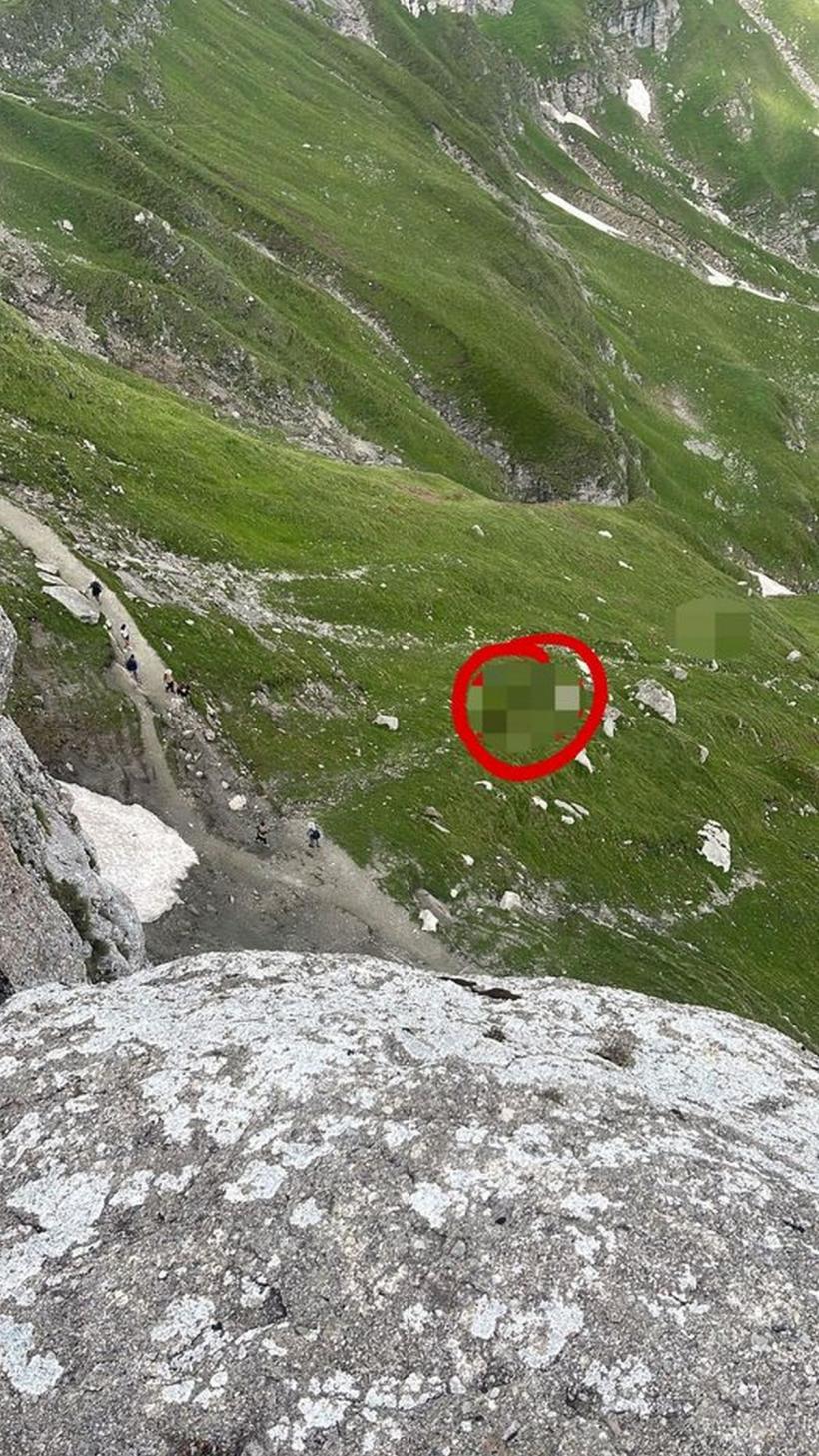 Un bucureștean a murit după ce a alunecat pe gheață și a căzut de la mare înălțime 18849846