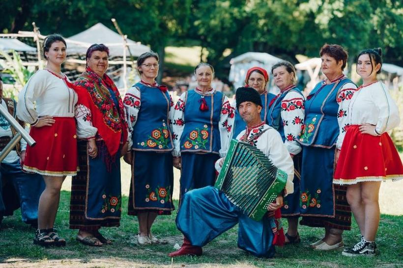 Peste 20.000 de români sunt așteptați la ASTRA Multicultural 18849785