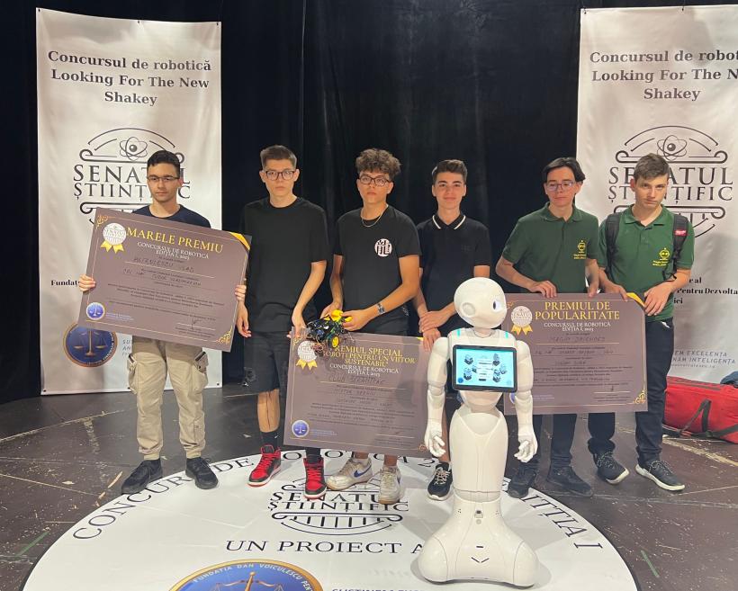 Susținem inovația! Cei mai buni roboți „made în România”, premiați la prima ediție a concursului de robotică organizat de Senatul Științific