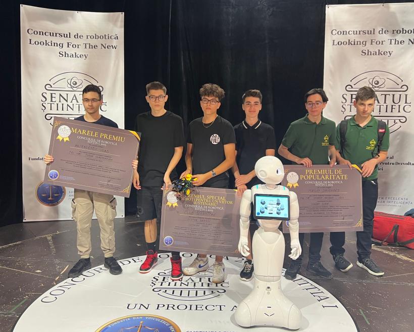 Susținem inovația! Cei mai buni roboți „made în România”, premiați la prima ediție a concursului de robotică organizat de Senatul Științific 18849807
