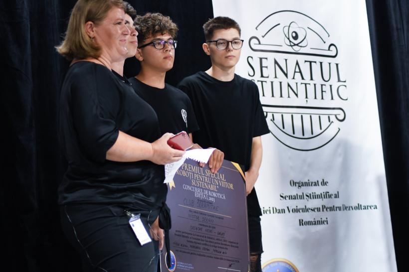 Susținem inovația! Cei mai buni roboți „made în România”, premiați la prima ediție a concursului de robotică organizat de Senatul Științific 18849810