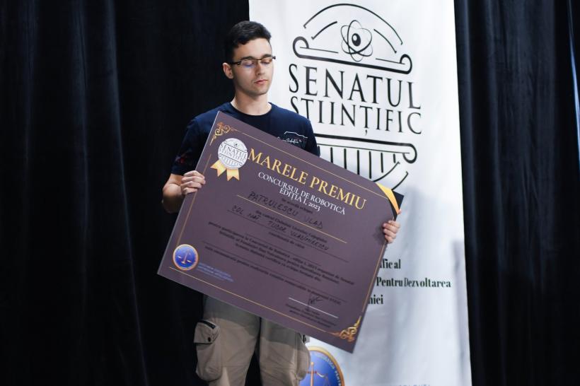 Susținem inovația! Cei mai buni roboți „made în România”, premiați la prima ediție a concursului de robotică organizat de Senatul Științific 18849811