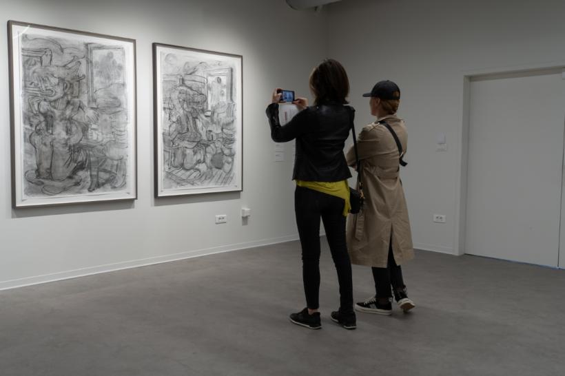 Adrian Ghenie la Timișoara: Expoziția „Corpul imposibil” a încântat publicul cu o tematică actuală și o nouă direcție estetică a artistului  18849718