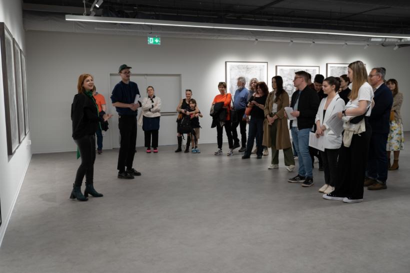 Adrian Ghenie la Timișoara: Expoziția „Corpul imposibil” a încântat publicul cu o tematică actuală și o nouă direcție estetică a artistului  18849720