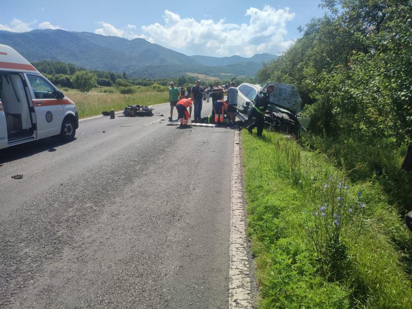 Accident grav în Hunedoara. Doi motocicliști au murit pe loc