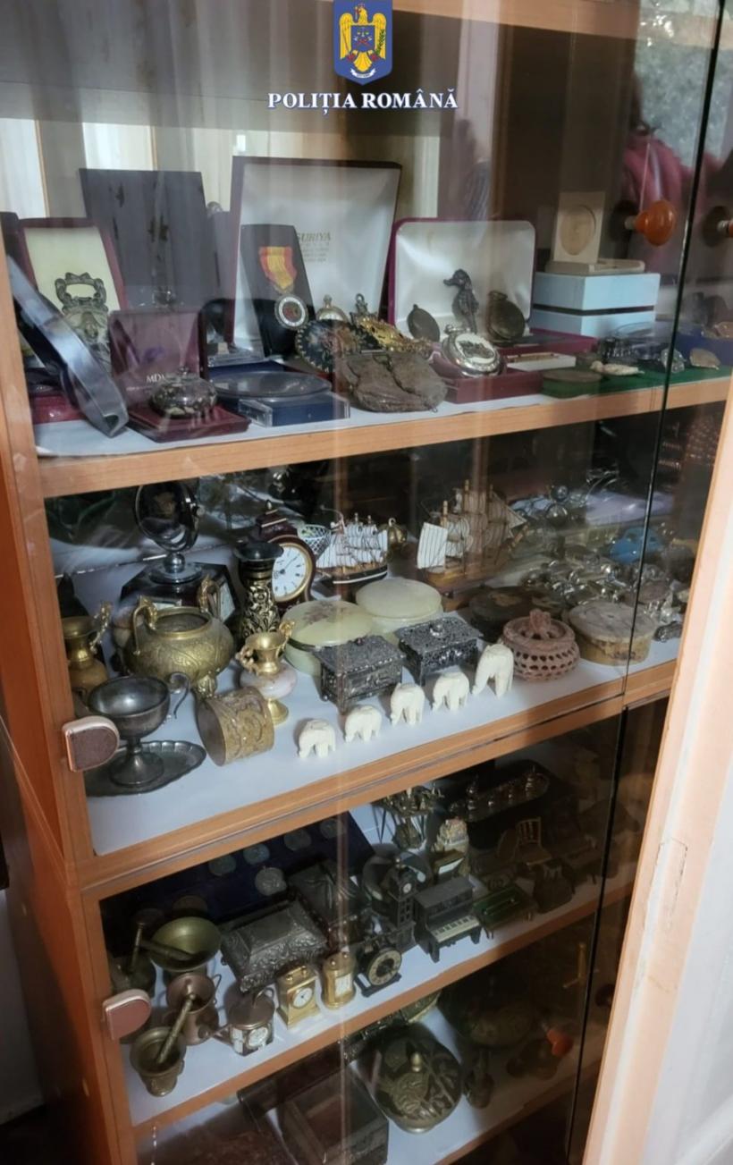 Descoperire într-o locuință din Constanța. Monede și bunuri din patrimoniul cultural 18850137