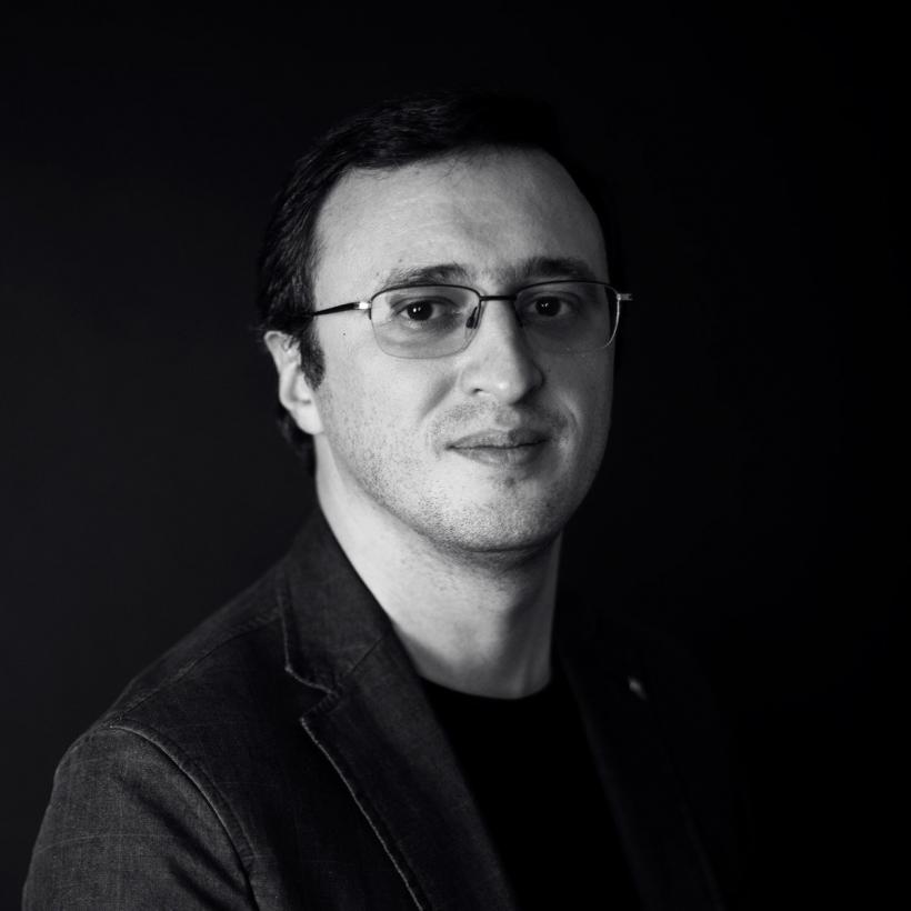 Proiectul de educație media „Documentare la bibliotecă” revine cu ateliere în bibliotecile din Vâlcea, București și Dâmbovița 18849877