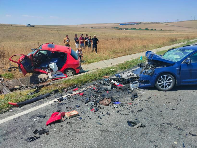 Accident grav pe DN 22 în județul Constanța. Patru persoane au fost rănite. A fost chemat elicopterul SMURD 18850322