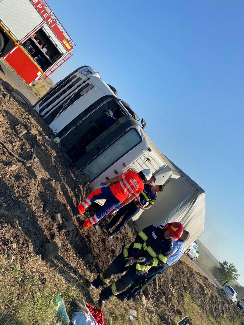 TIR plin cu cereale, răsturnat în Teleorman 18850224