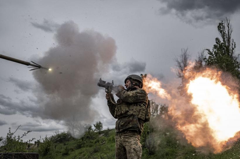 Atac ucrainean soldat cu victime, în Donețk
