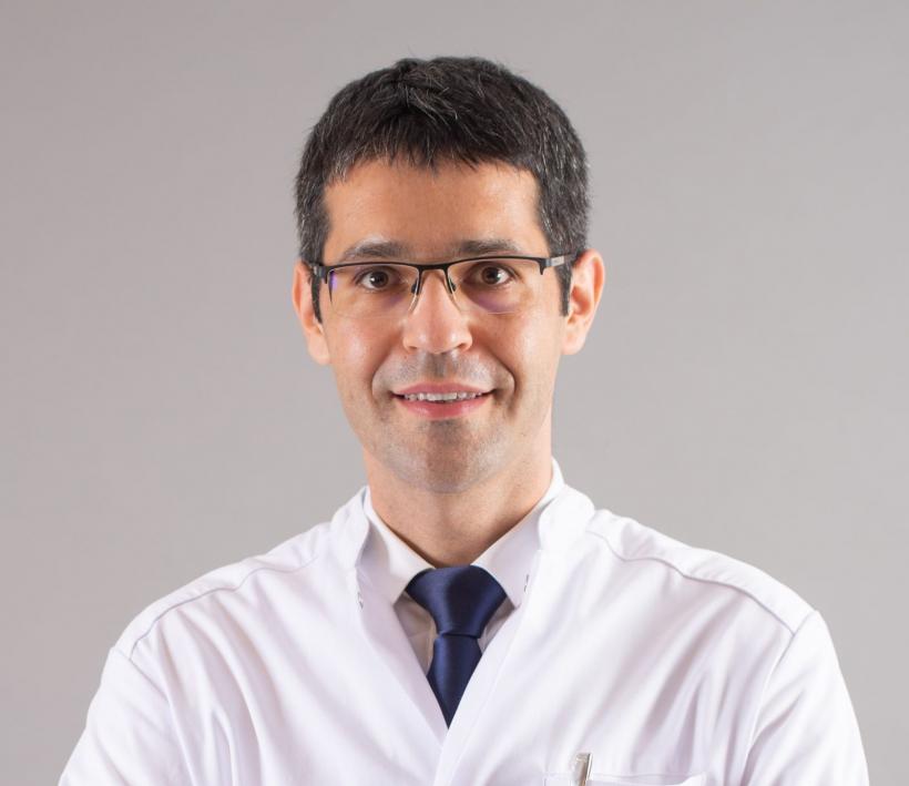 Cea mai frecventă afecțiune a genunchilor. La ce trebuie să fim atenți. Medicul Ștefan Mogoș: "În primul rând, se percepe o 'trosnitură' puternică" 18850655