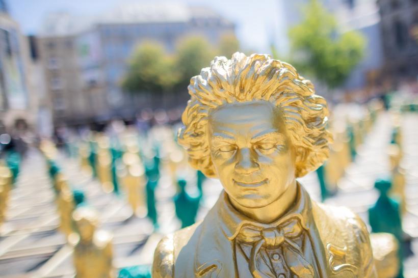 Fragmente din craniul lui Beethoven, donate de un american unei universități din Viena