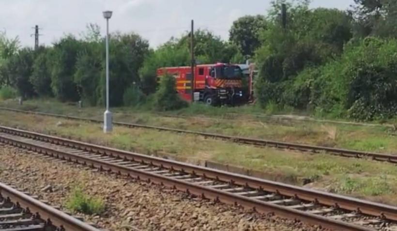 Fum la vagon încărcat cu cărbune, în Gara Golești, județul Argeș 18851022
