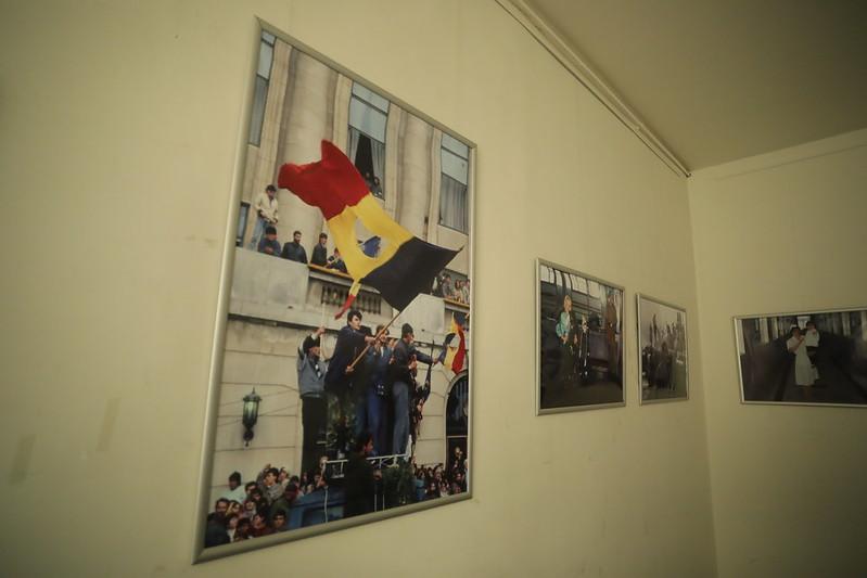 Revoluția Română din 1989 – expoziție de fotografie 18851297