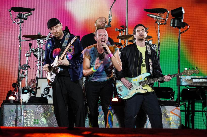 UPDATE A început vânzarea biletelor pentru concertul Coldplay de la București