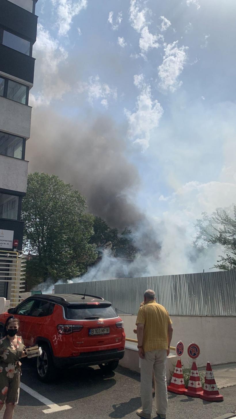Update 17 proprietăți au fost afectate de incendiul din Capitală 18851752