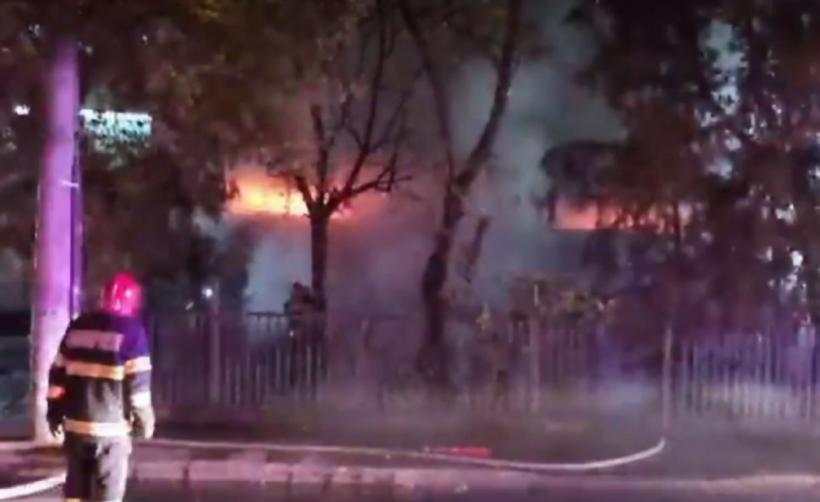 Incendiu violent în sectorul 5 din București 18851800