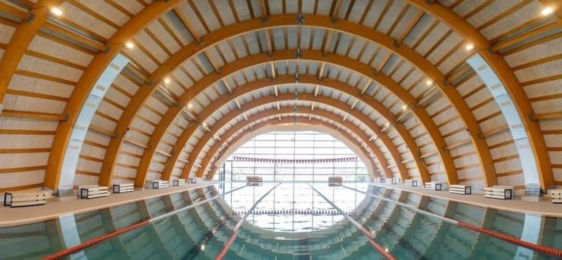 600 de milioane băgate în săli de sport, în plină secetă bugetară. Culmea, vor fi încălzite cu lemne 18851767