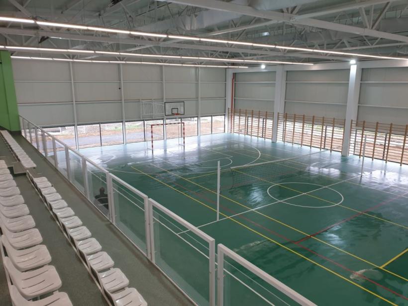 600 de milioane băgate în săli de sport, în plină secetă bugetară. Culmea, vor fi încălzite cu lemne 18851768