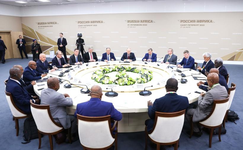 Vladimir Putin promite livrări de cereale în statele sărace din Africa. Acuză Occidentul de ipocrizie 18851895