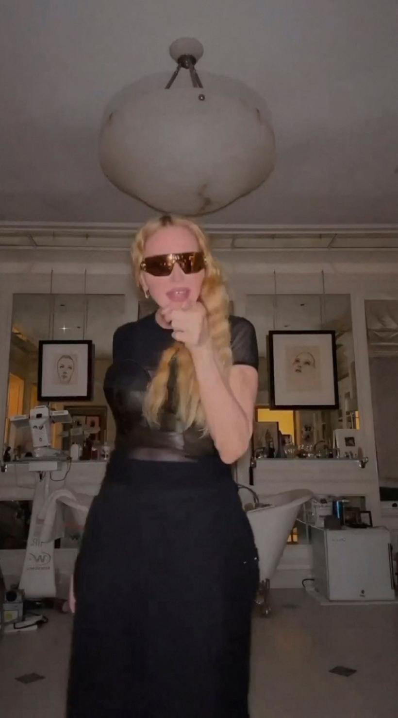 Madonna, recunoscătoare după spitalizare: Când am fost la pământ, copiii mei au fost lângă mine! 18852358