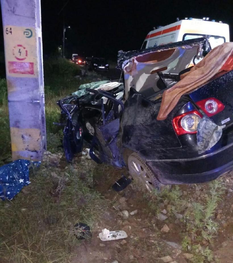 Tragedie rutieră în Dolj! Doi tineri au murit și doi au fost răniți, într-un accident  18852360