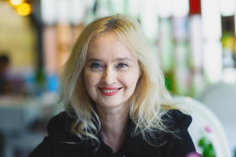 „Noi, generația hibrid, n-am fost obișnuiți să fim independenți” 18852444