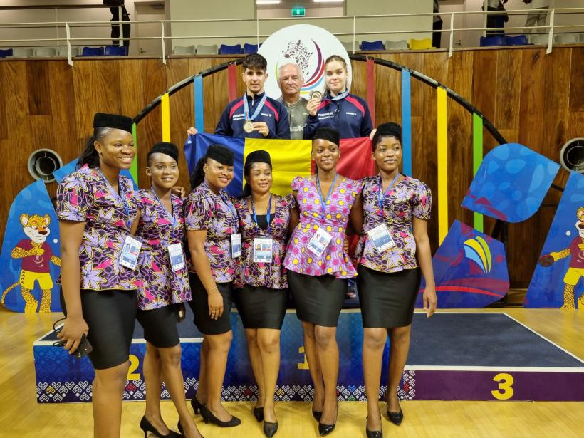 Echipa mixtă de tenis de masă a României, campioană la Jocurile Francofoniei 18852516