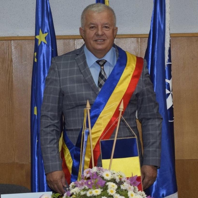 EXCLUSIV JURNALUL Denunțul funcționarei șantajate de primarul din Băile Govora. Uimitoarele averi ale personajelor din dosarul „De 3 ori Mateescu” 18852470