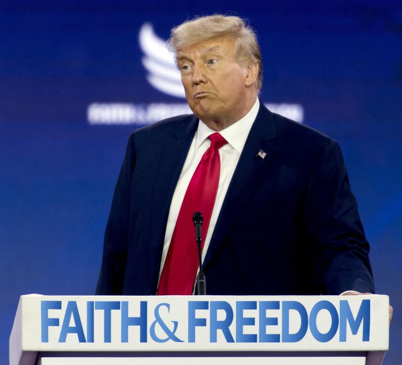 Donald Trump, inculpat într-un nou dosar: Procurorul dezaxat Jack Smith intenţionează să formuleze noi acuzaţii false  18852682