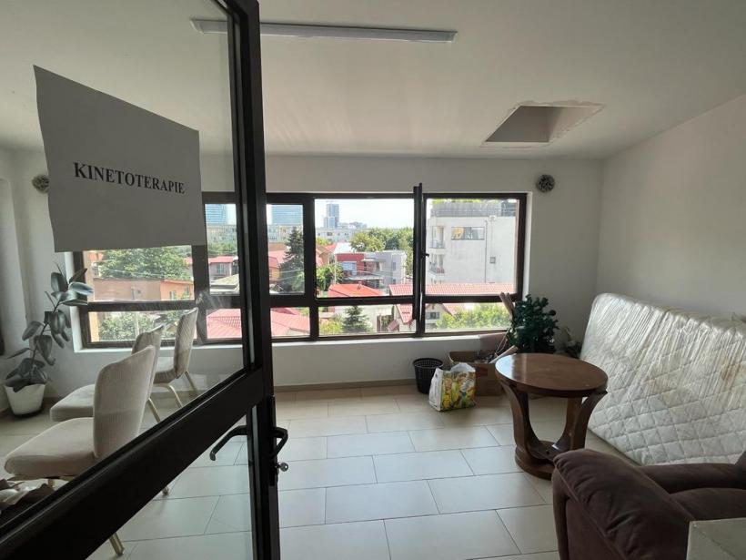 Un alt azil din București a fost închis din cauza mizeriei și a mâncării cu muște 18852961