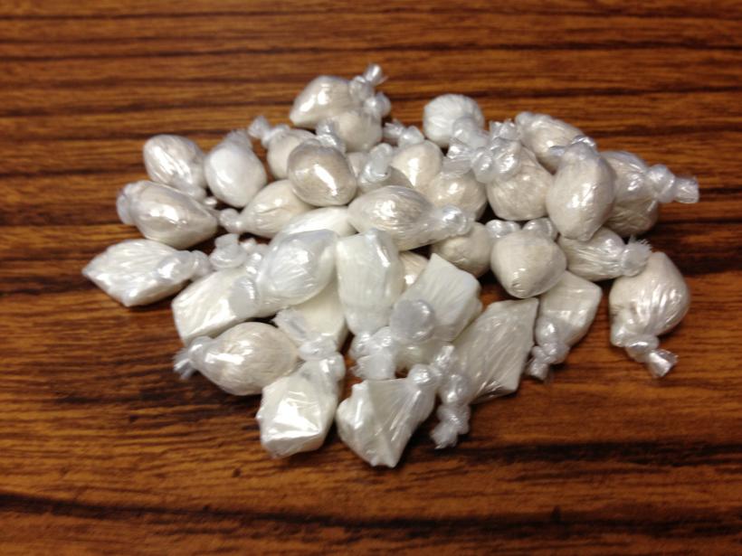 Un kilogram de cocaină, confiscat de polițiștii din Călărași în urma unor percheziții