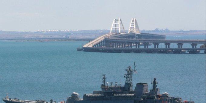 Video: Ucraina a lovit un petrolier rusesc în strâmtoarea Kerch. Numărul atacurilor în Marea Neagră a crescut 