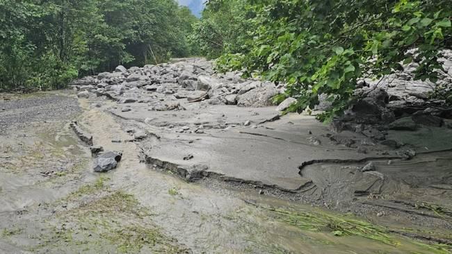 Avertizare de călătorie: Coduri roșu și portocaliu de ploi, inundații, alunecări de teren și furtuni în Norvegia 18853480