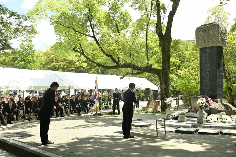  78 de ani de la atacul cu bomba atomică de la Hiroshima. Japonia cere interzicerea armelor nucleare  18853354