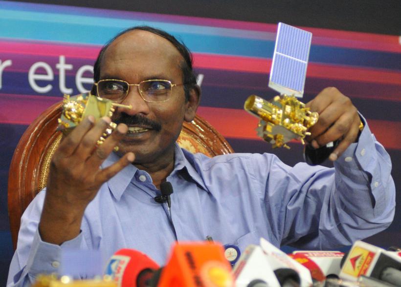 India scrie istorie: racheta lansată pe 14 iulie a intrat pe orbita Lunii și va încerca o aselenizare la polul sud 18853336