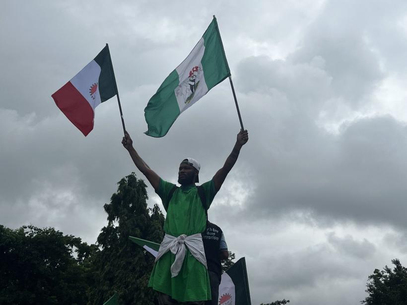 Lovitură de stat: Niger închide spațiul aerian, refuzând repunerea în funcție a președintelui 18853488