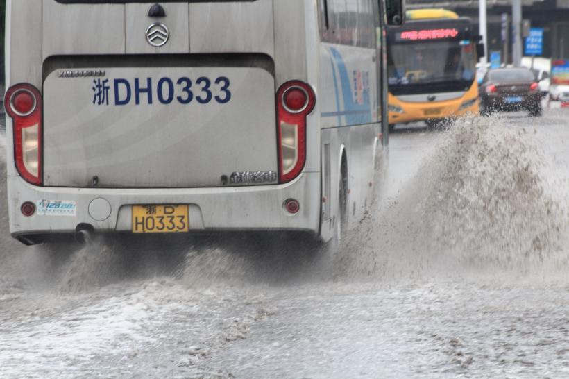 Zeci de mii de tineri cercetași sunt evacuați din Coreea de Sud  18853514