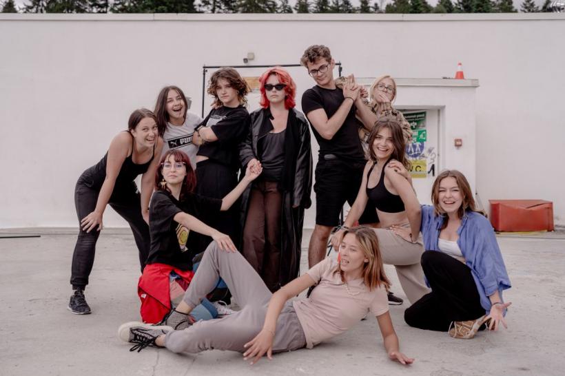 Ideo Ideis Festivalul #18, la linia de start!  8 zile de teatru, film, muzică, dezbateri și ateliere, între 11 și 18 august, în Alexandria 18854180